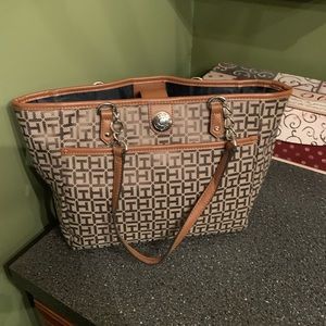 Tommy Hilfiger bucket purse.